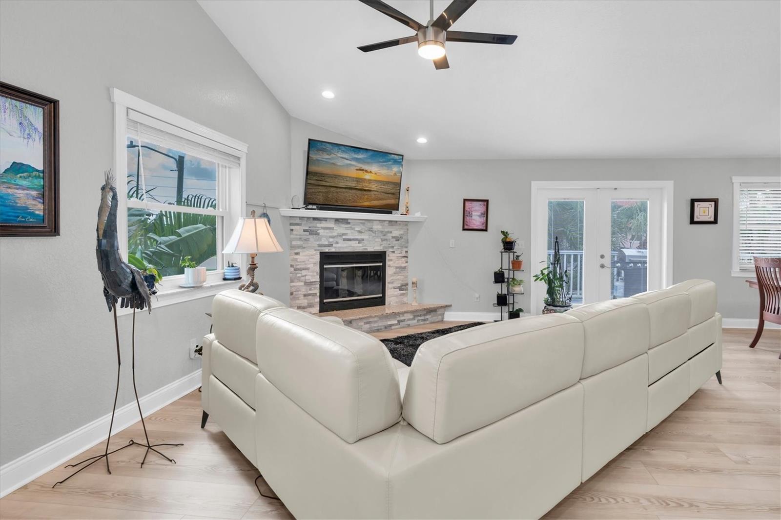 6501 MOCKINGBIRD WAY S — photo 13