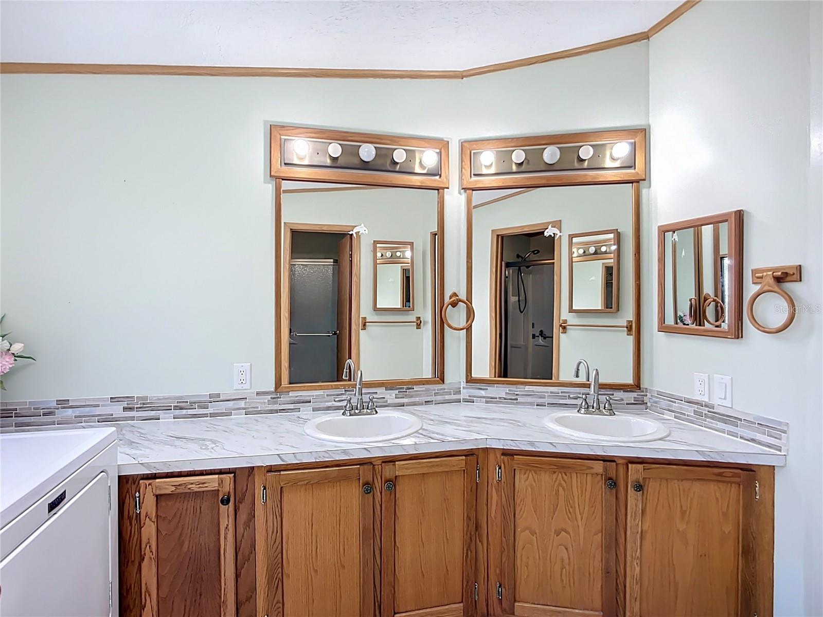 89 WHIPPORWILL CT — photo 21