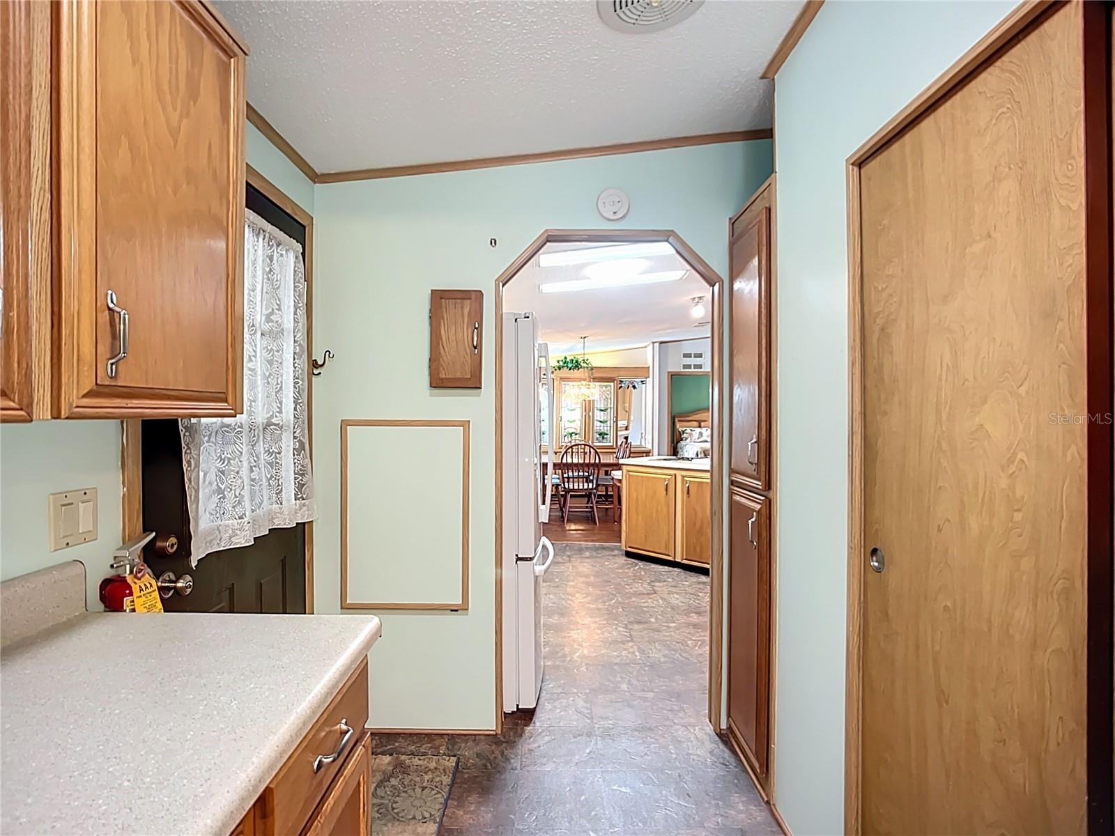 89 WHIPPORWILL CT — photo 32