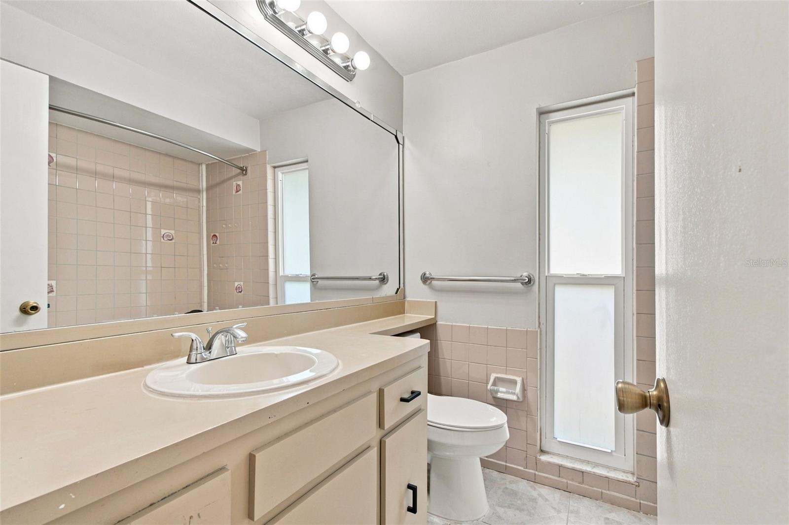 527 WAYFARER DR — photo 29