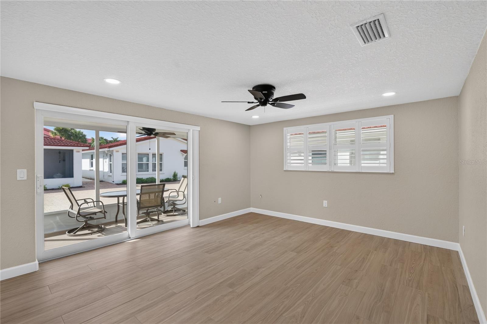 6154 MIDNIGHT PASS RD #VILLA4C — photo 11