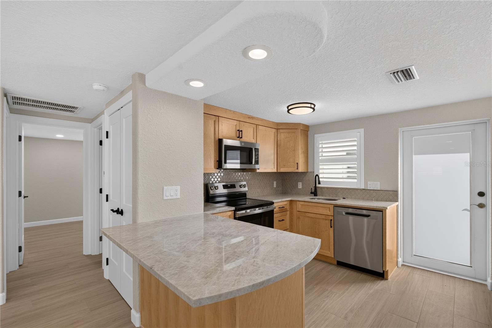 6154 MIDNIGHT PASS RD #VILLA4C — photo 7