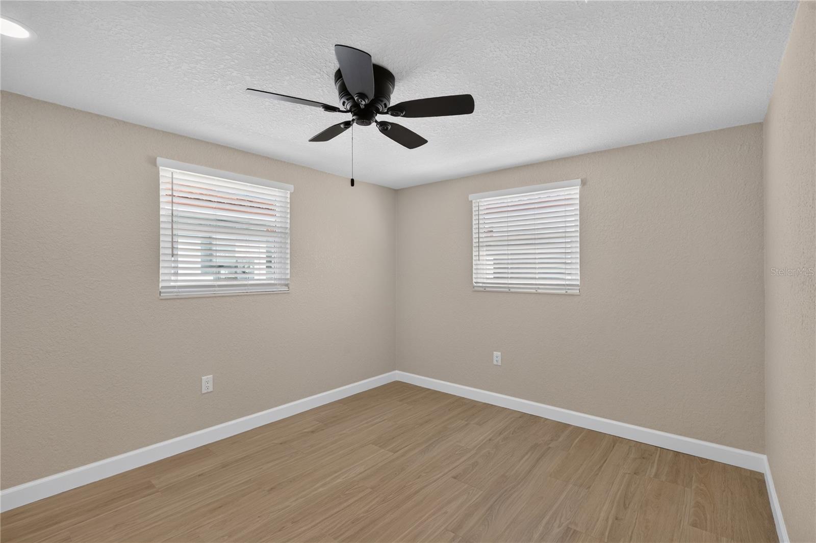 6154 MIDNIGHT PASS RD #VILLA4C — photo 21