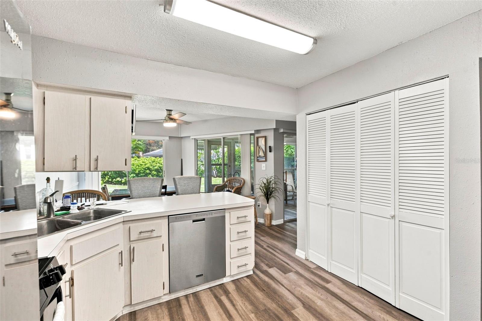 1655 S HIGHLAND AVE #F133 — photo 18