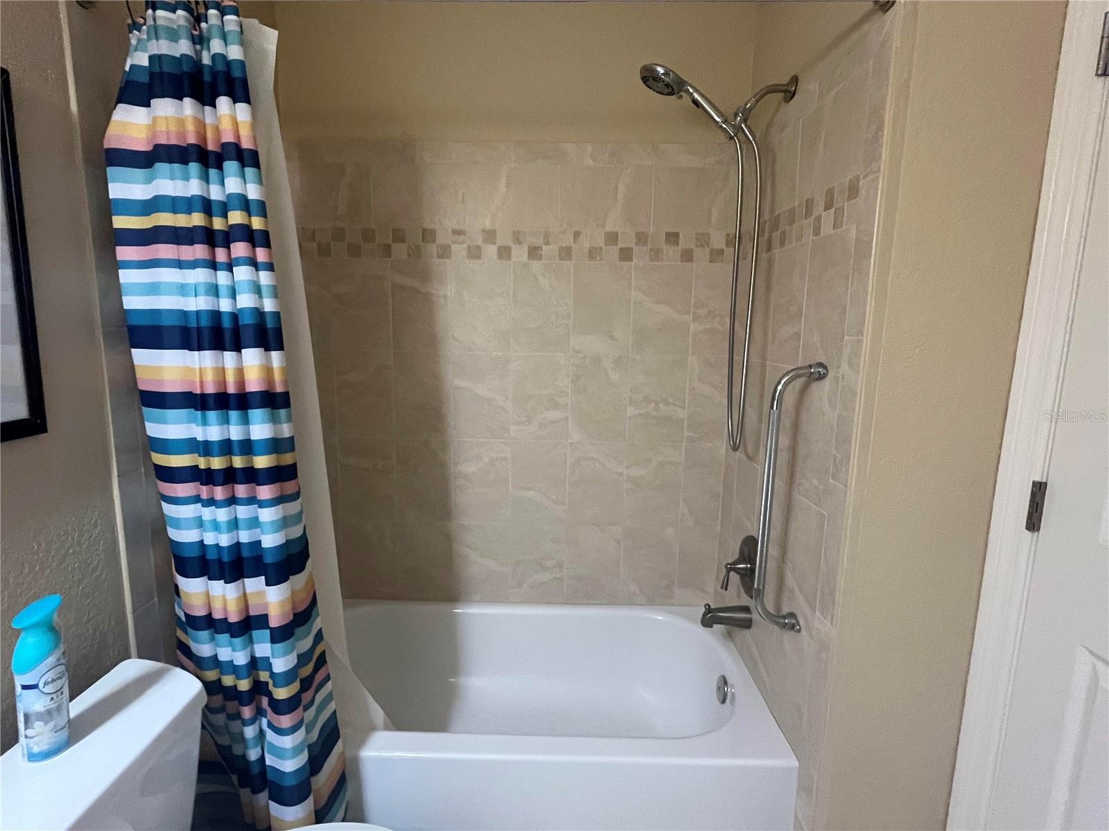 11414 STANSBERRY DR — photo 19
