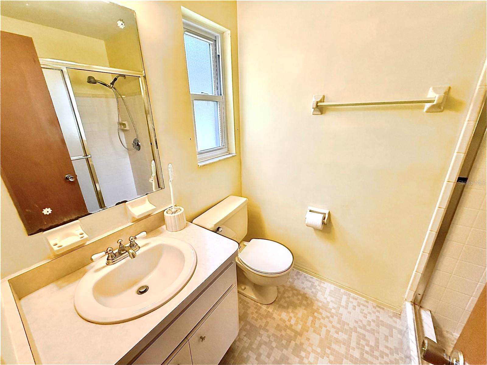 8927 LAKEWOOD DR — photo 11