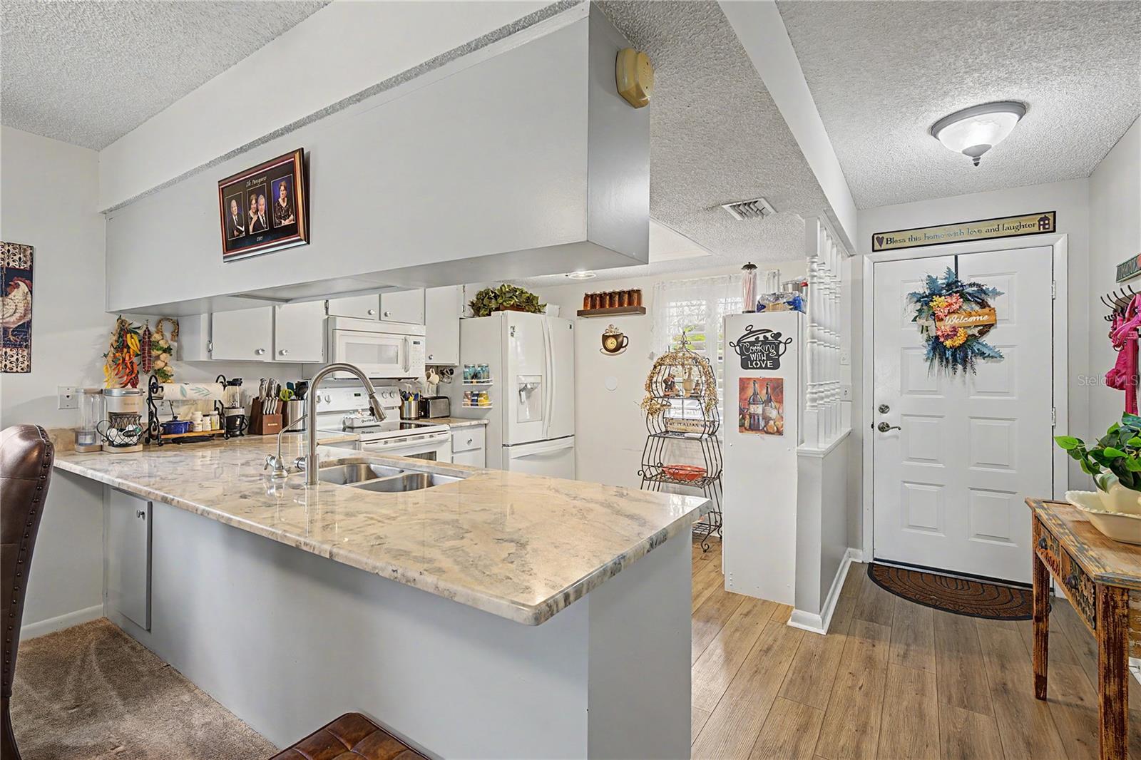 38225 BOXWOOD DR — photo 12