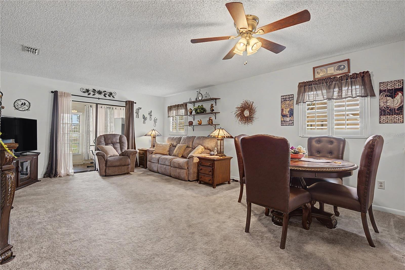 38225 BOXWOOD DR — photo 3