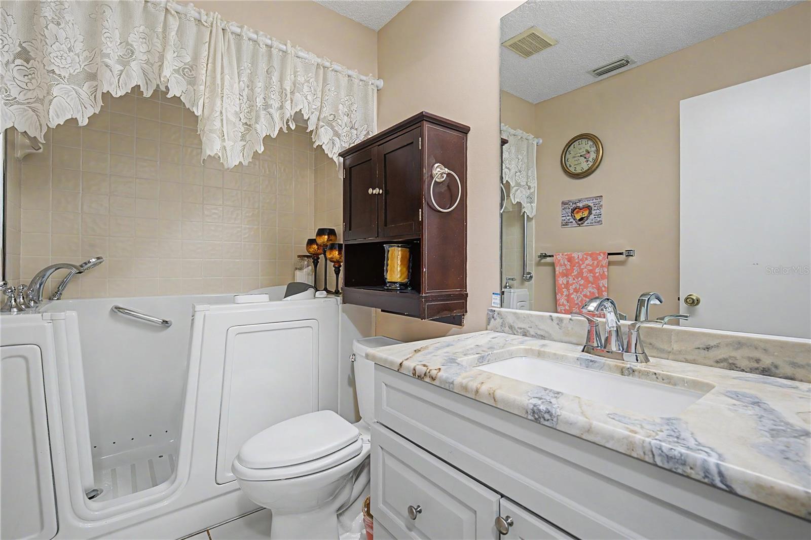 38225 BOXWOOD DR — photo 24