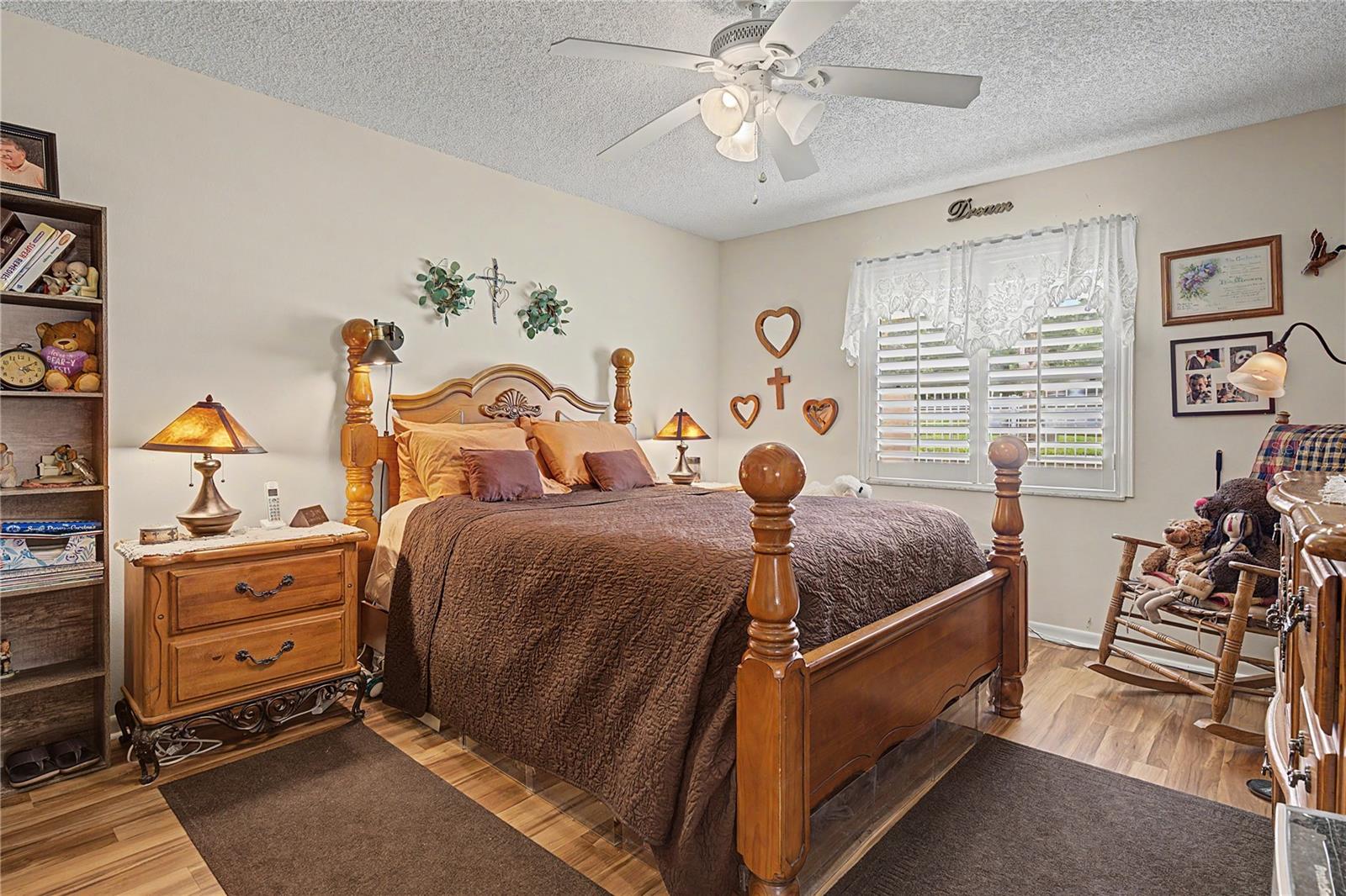 38225 BOXWOOD DR — photo 9