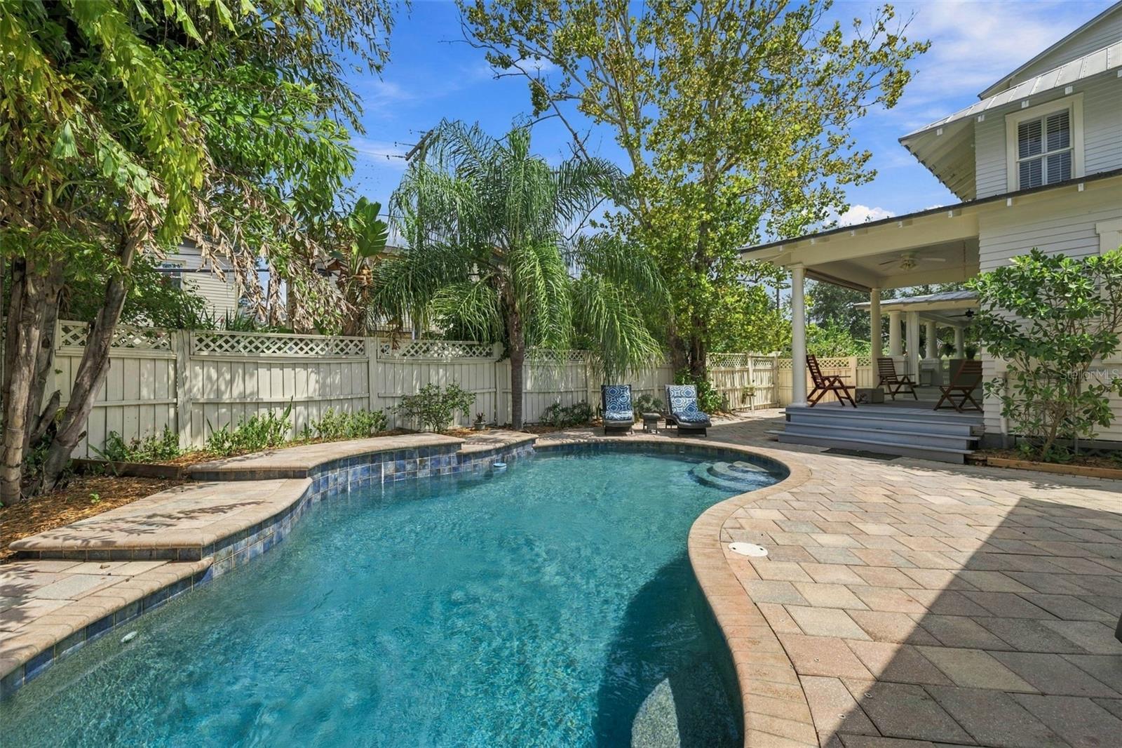 1801 W HILLS AVE — photo 46
