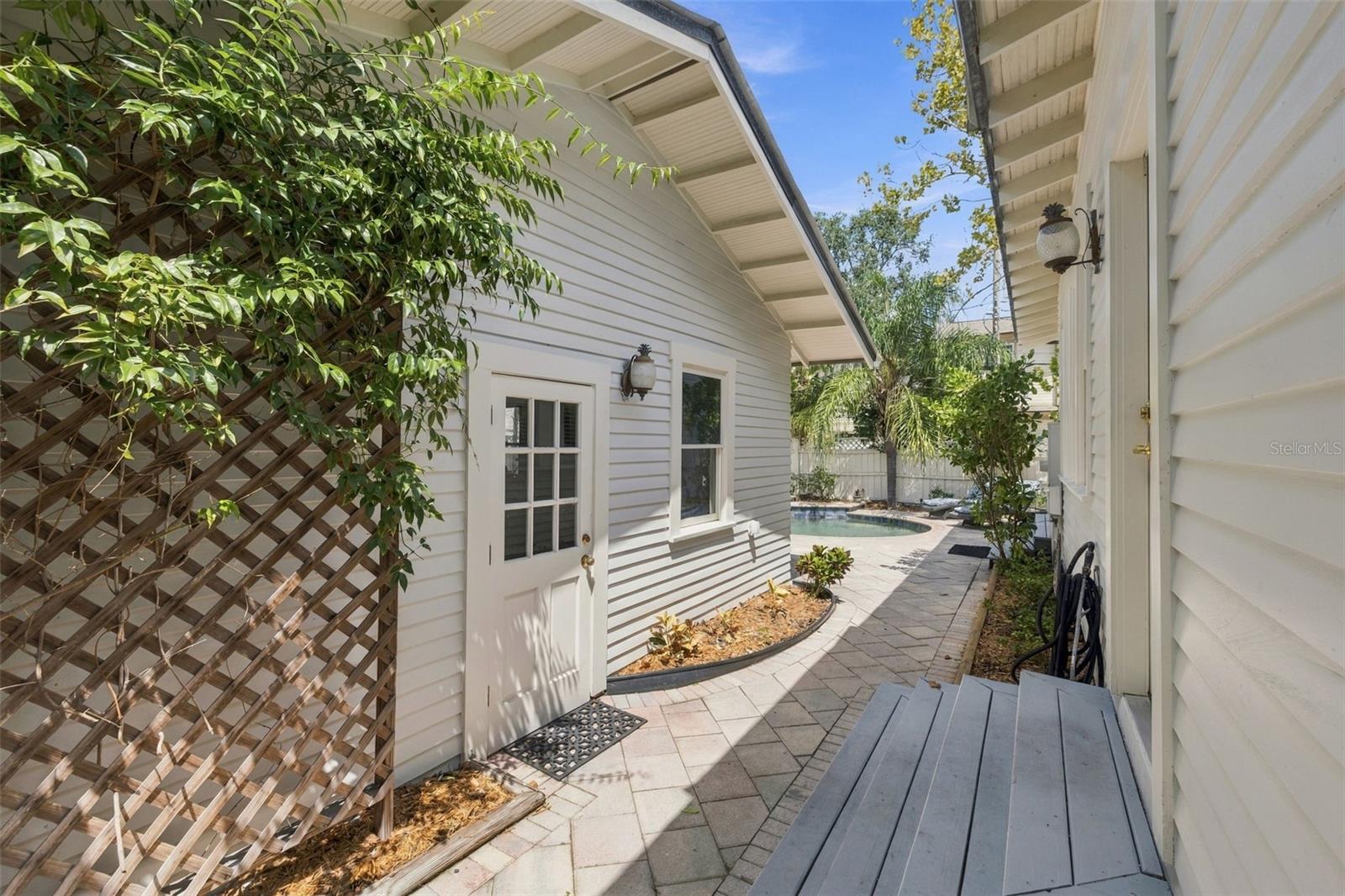1801 W HILLS AVE — photo 52