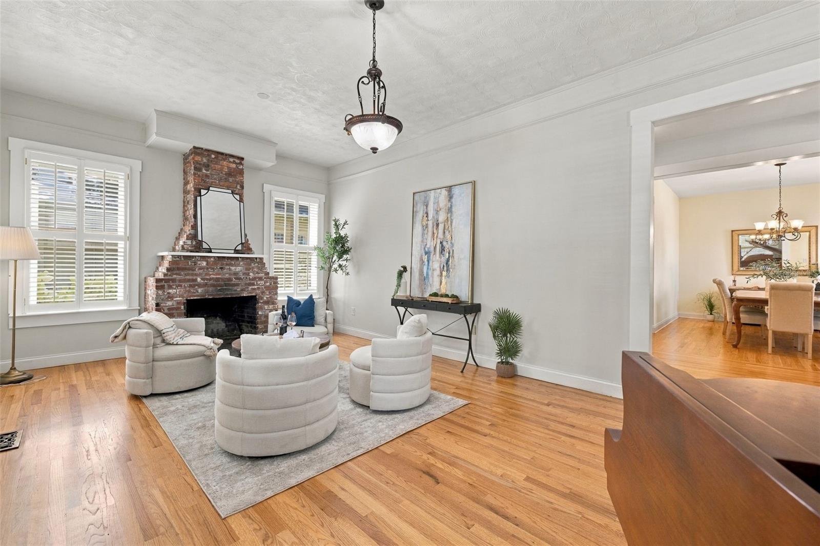 1801 W HILLS AVE — photo 17