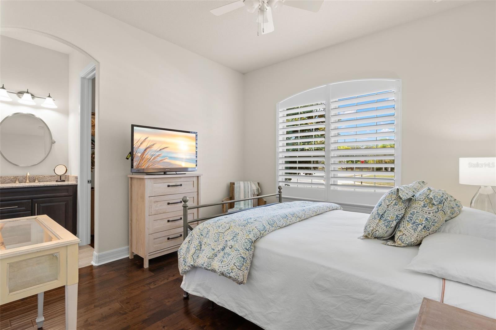 1528 FOREST GLEN CT — photo 40