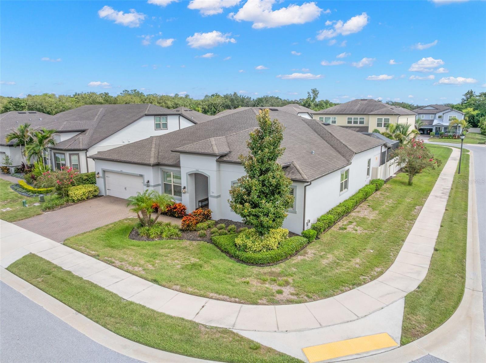 1528 FOREST GLEN CT — photo 3
