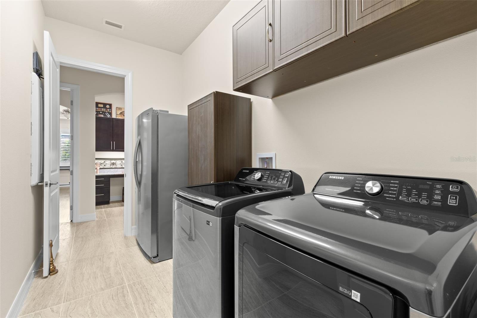 1528 FOREST GLEN CT — photo 48