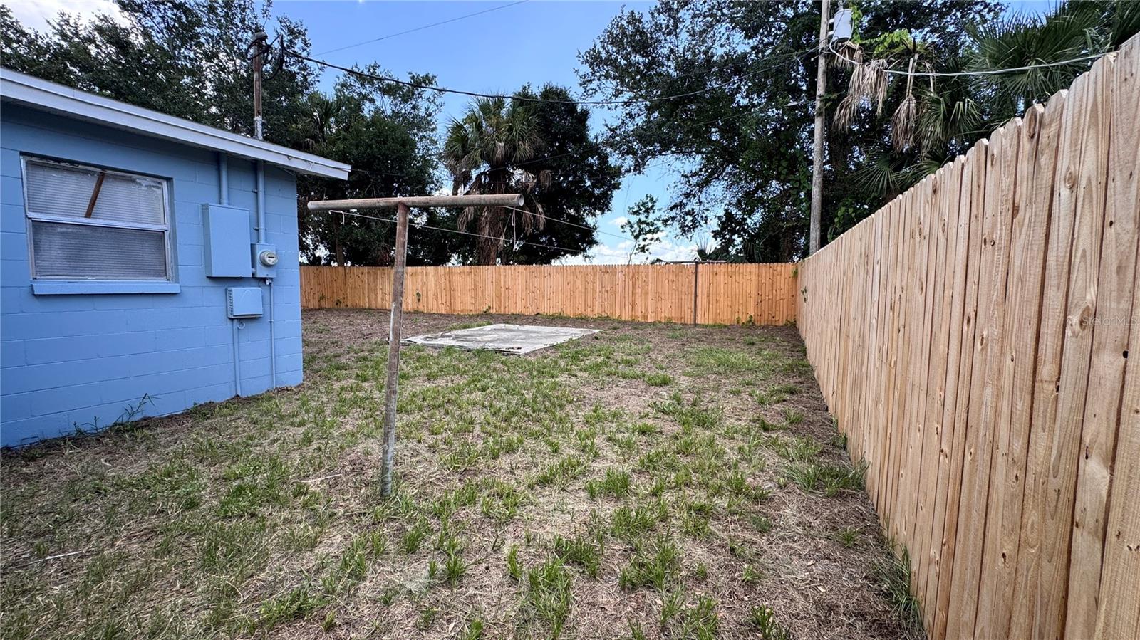 8315 LIBBY LN — photo 25