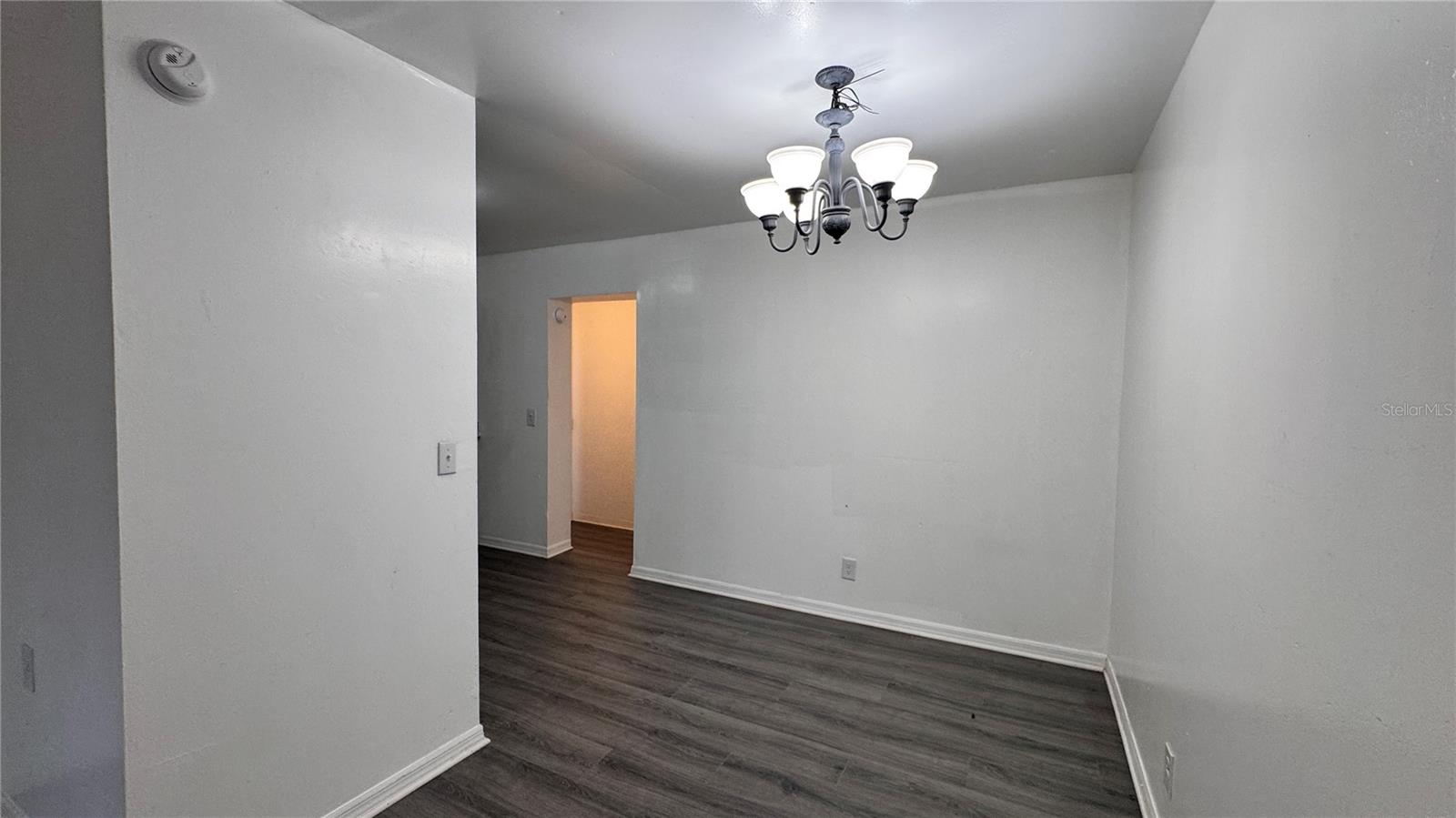 8315 LIBBY LN — photo 3