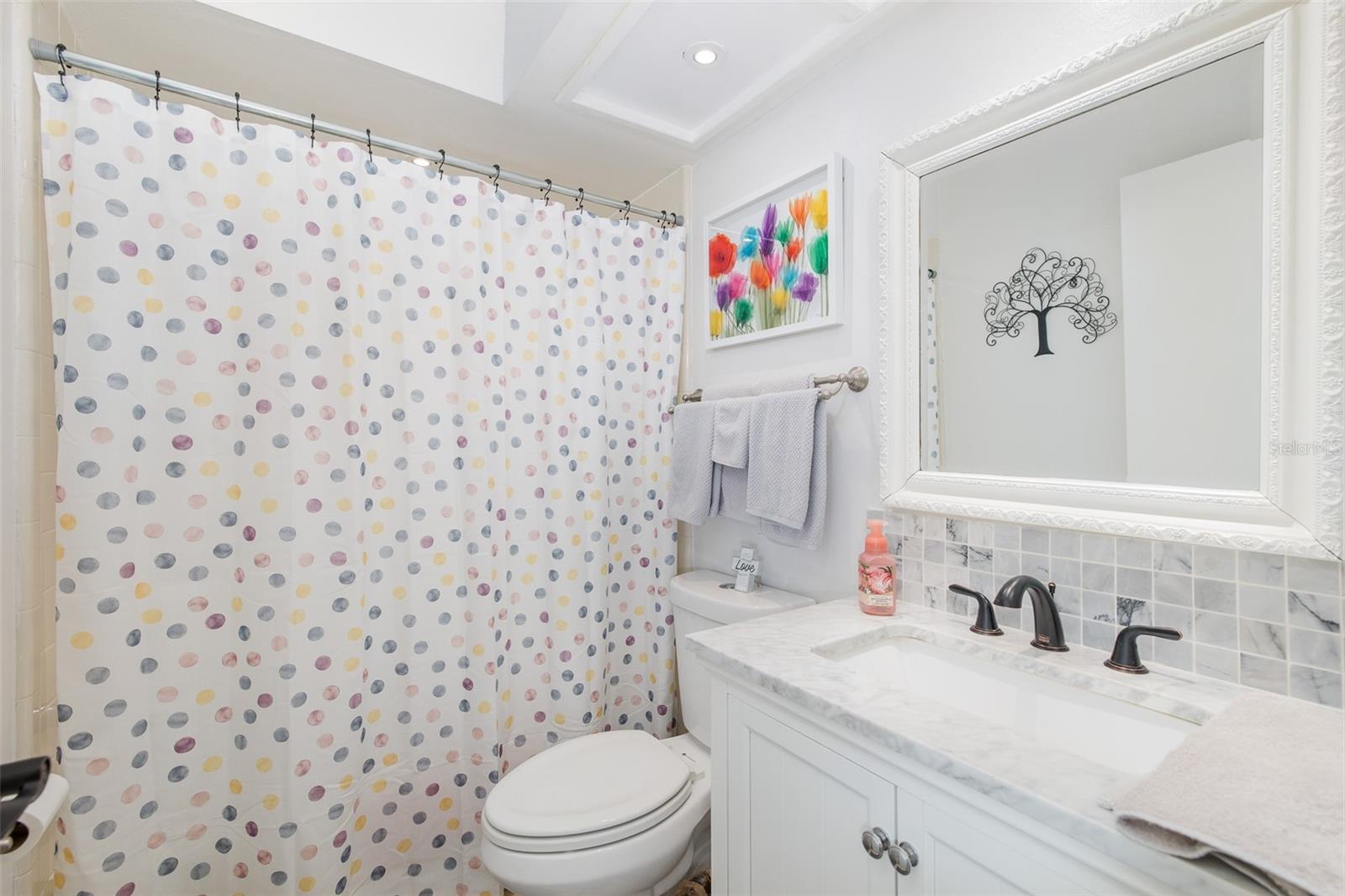11210 ELDERBERRY DR — photo 32