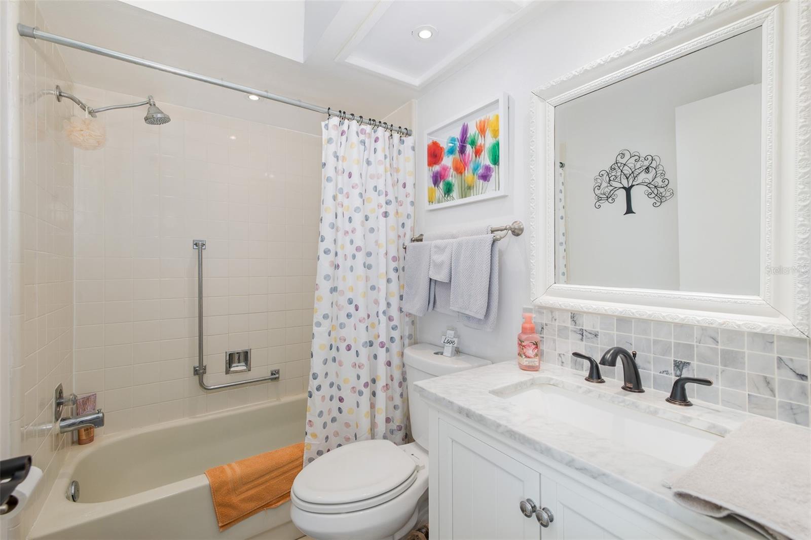 11210 ELDERBERRY DR — photo 33