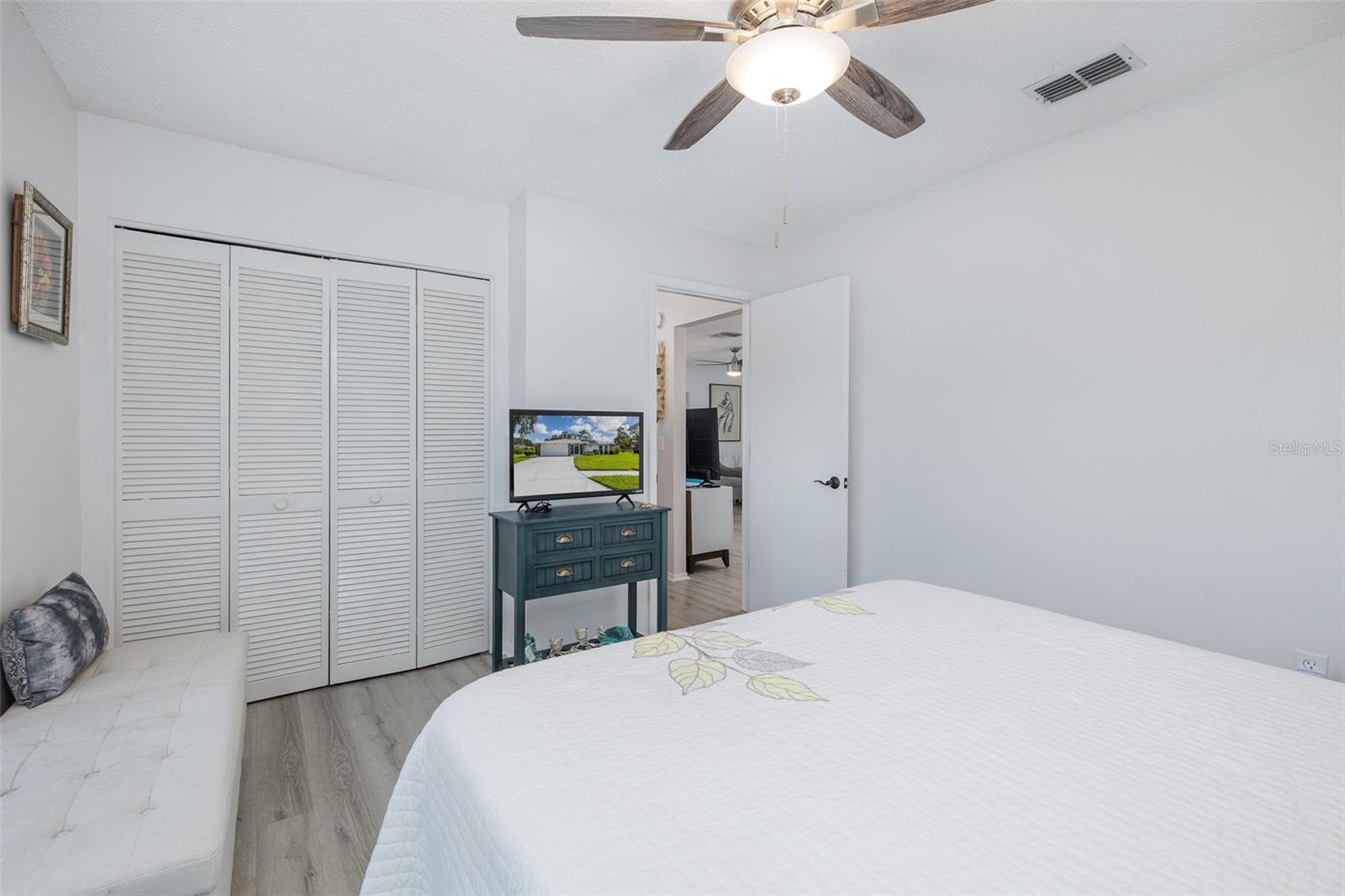 11210 ELDERBERRY DR — photo 31
