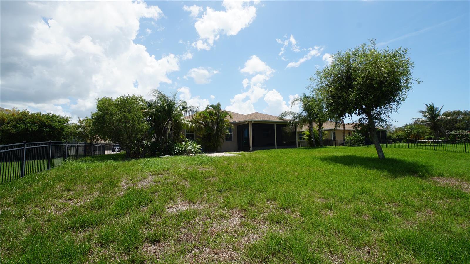 222 STAR SHELL DR — photo 19