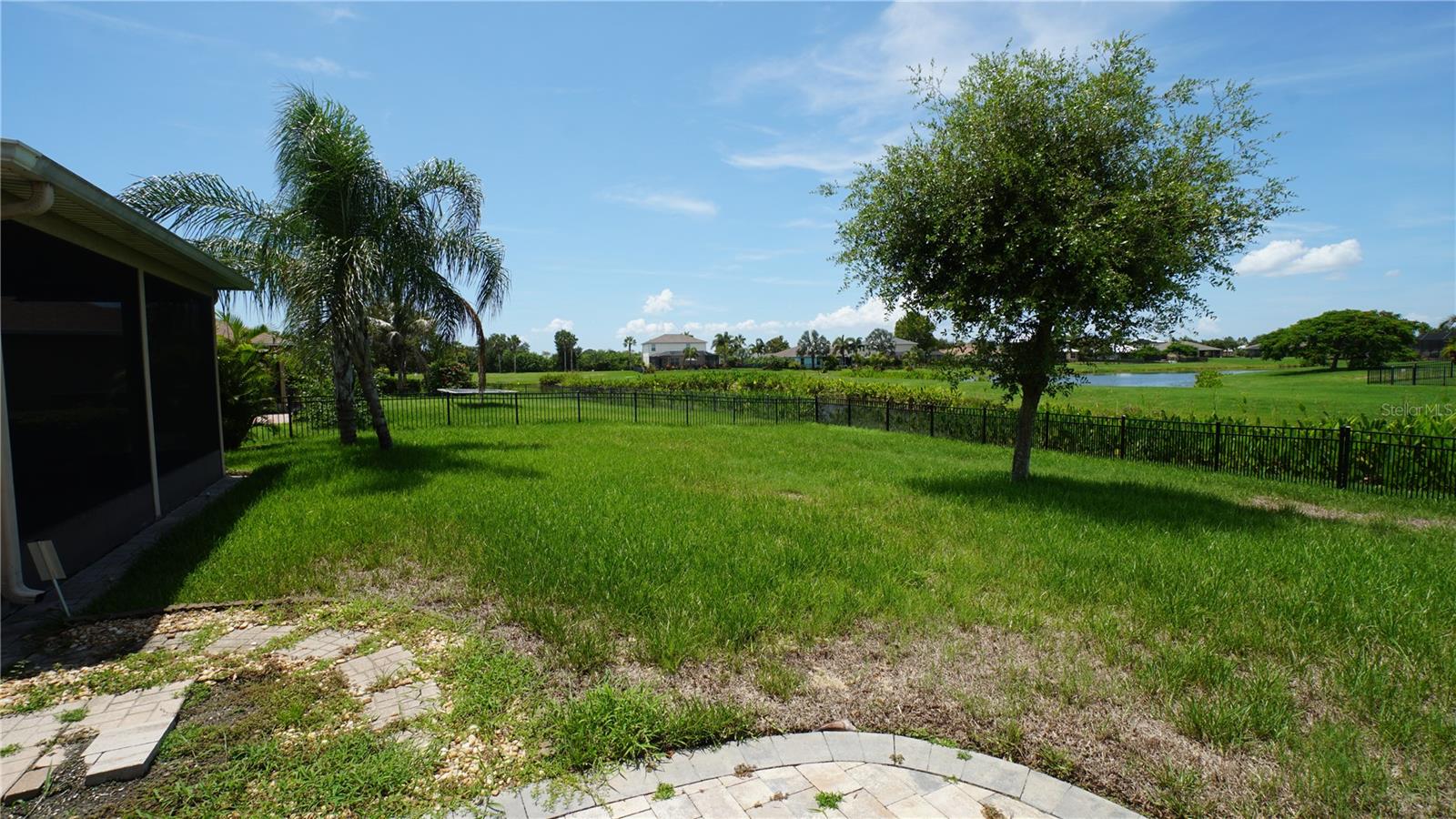 222 STAR SHELL DR — photo 18