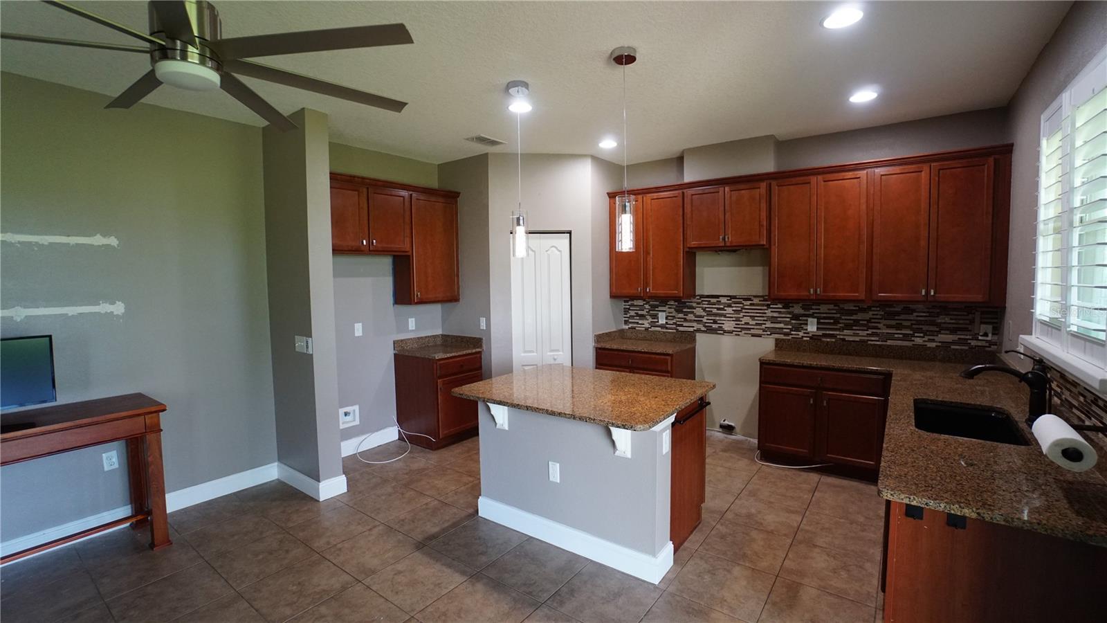222 STAR SHELL DR — photo 4