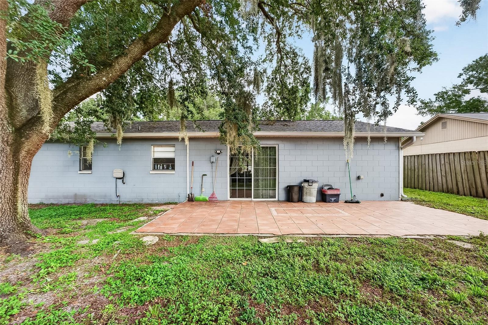 1917 CEDARBROOKE DR — photo 19