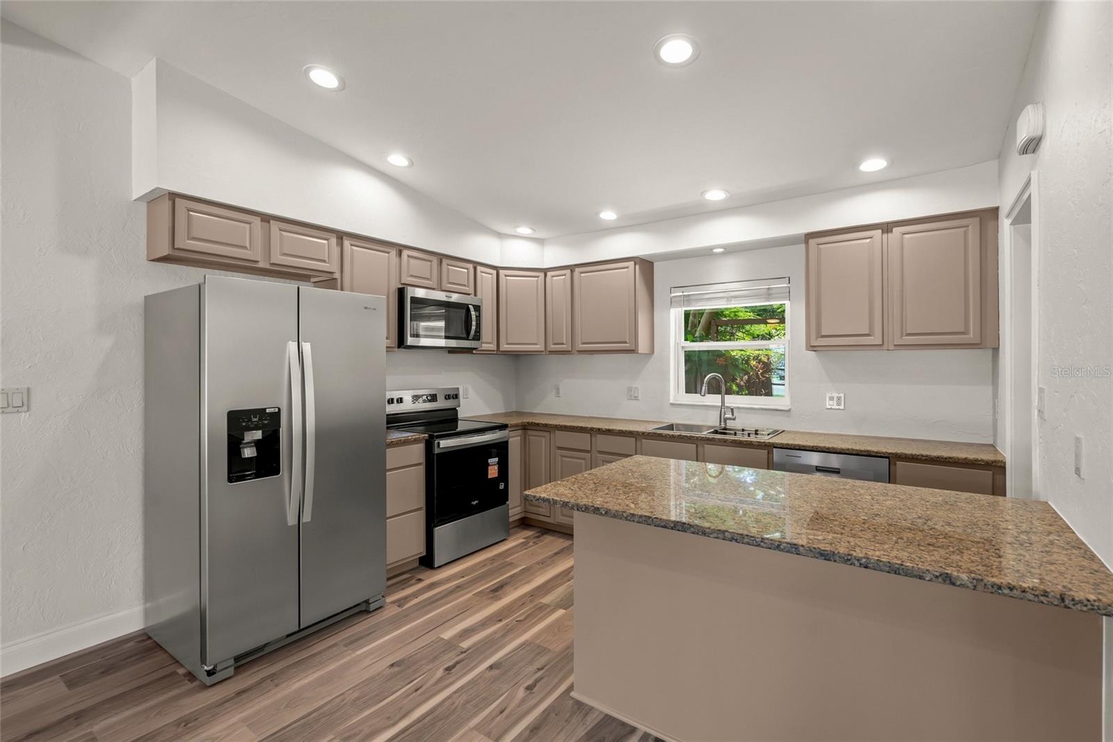 2722 INGOT PL — photo 8