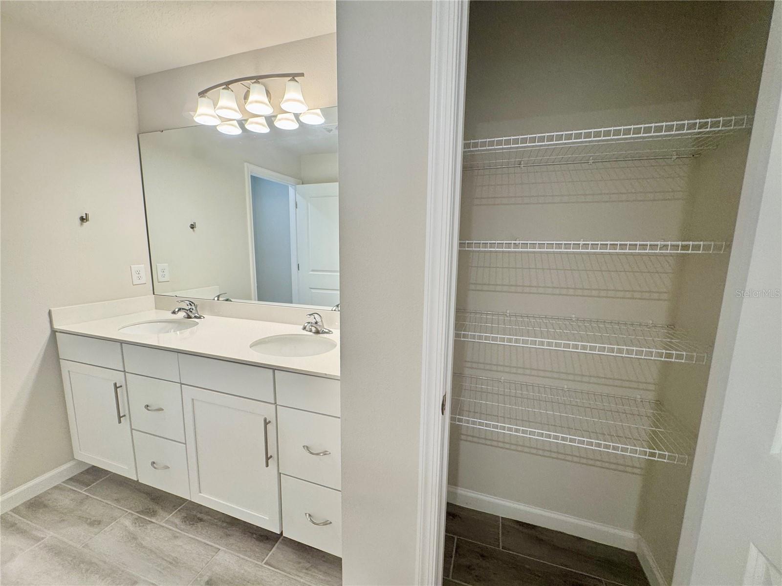 5424 PEACEFUL CREEK CV — photo 43