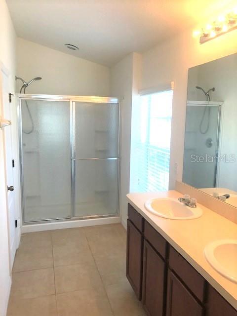 7708 RED MILL CIR — photo 23
