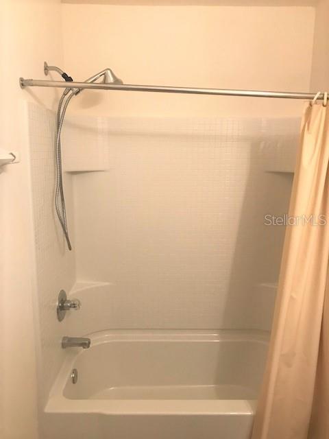 7708 RED MILL CIR — photo 18