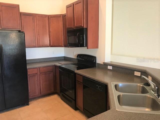 7708 RED MILL CIR — photo 12