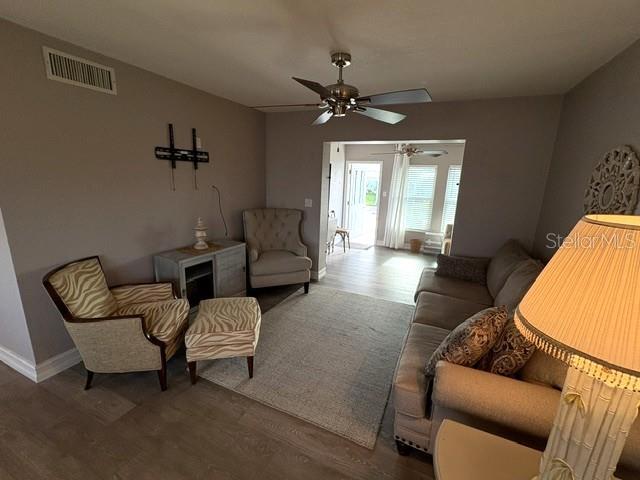 1544 COUNCIL DR — photo 16