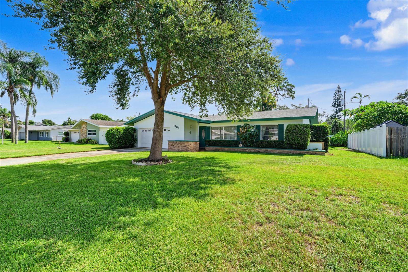 981 STEPHEN FOSTER DR — photo 2