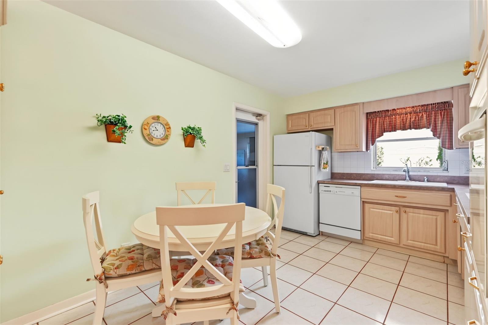 981 STEPHEN FOSTER DR — photo 12
