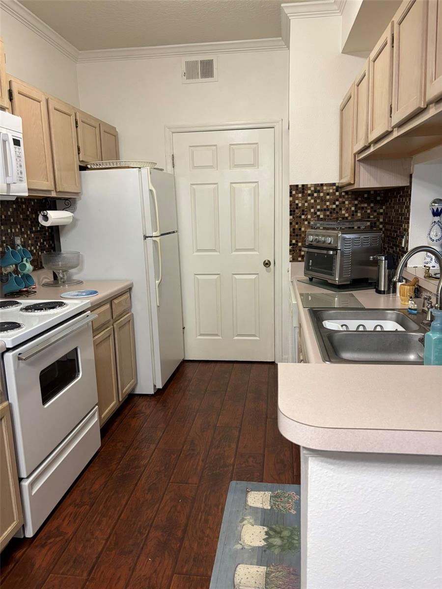 5602 PINNACLE HEIGHTS CIR #312 — photo 8