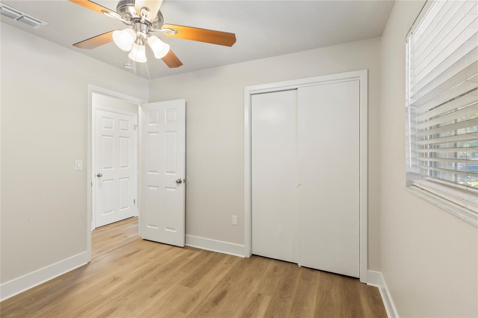 4680 CRONIN DR — photo 10