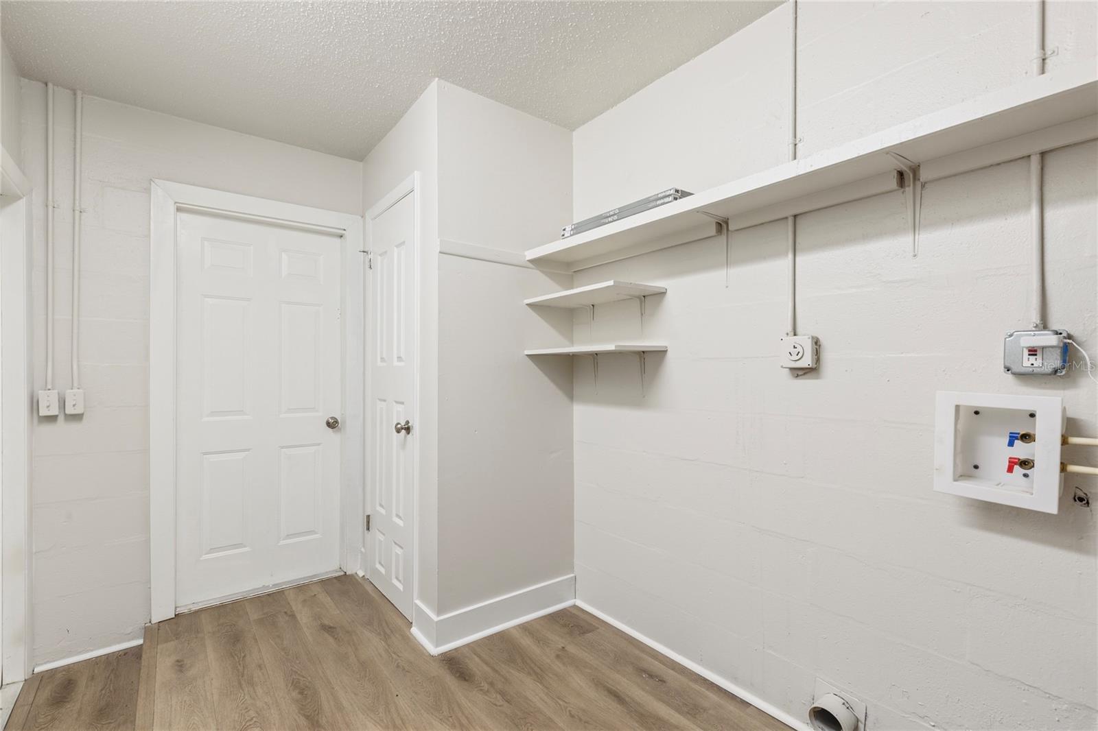 4680 CRONIN DR — photo 19