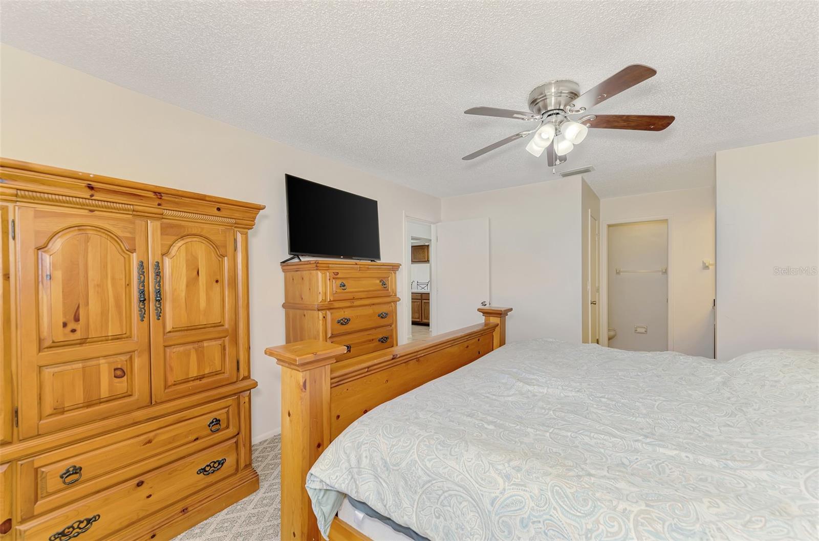 1211 CAPRI ISLES BLVD #14 — photo 32