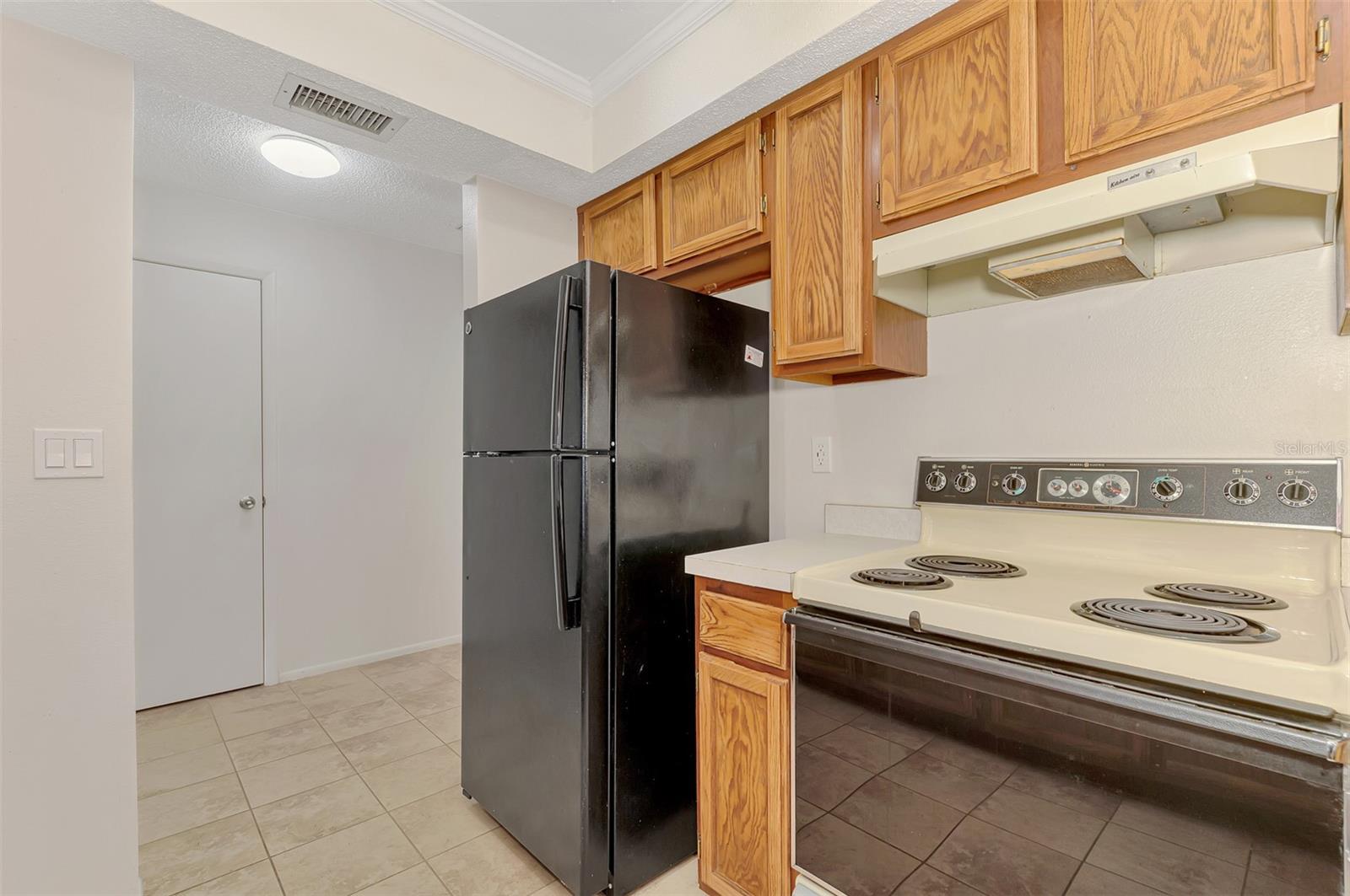 1211 CAPRI ISLES BLVD #14 — photo 23