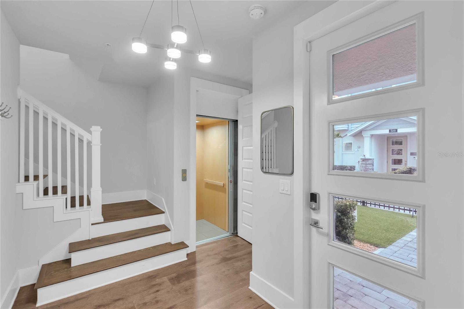 506 LAUREL PARK DR #506 — photo 3
