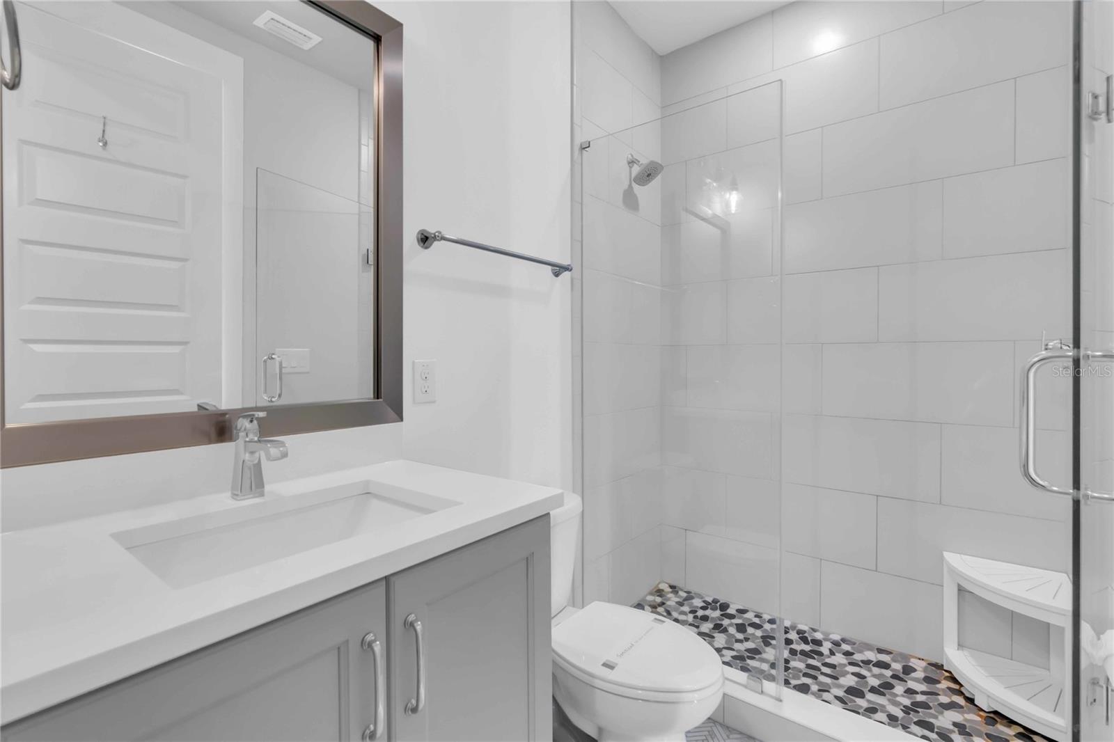 506 LAUREL PARK DR #506 — photo 12