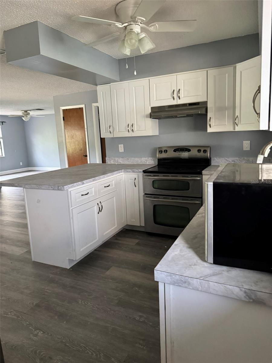 38745 CAMBRIDGE DR — photo 20