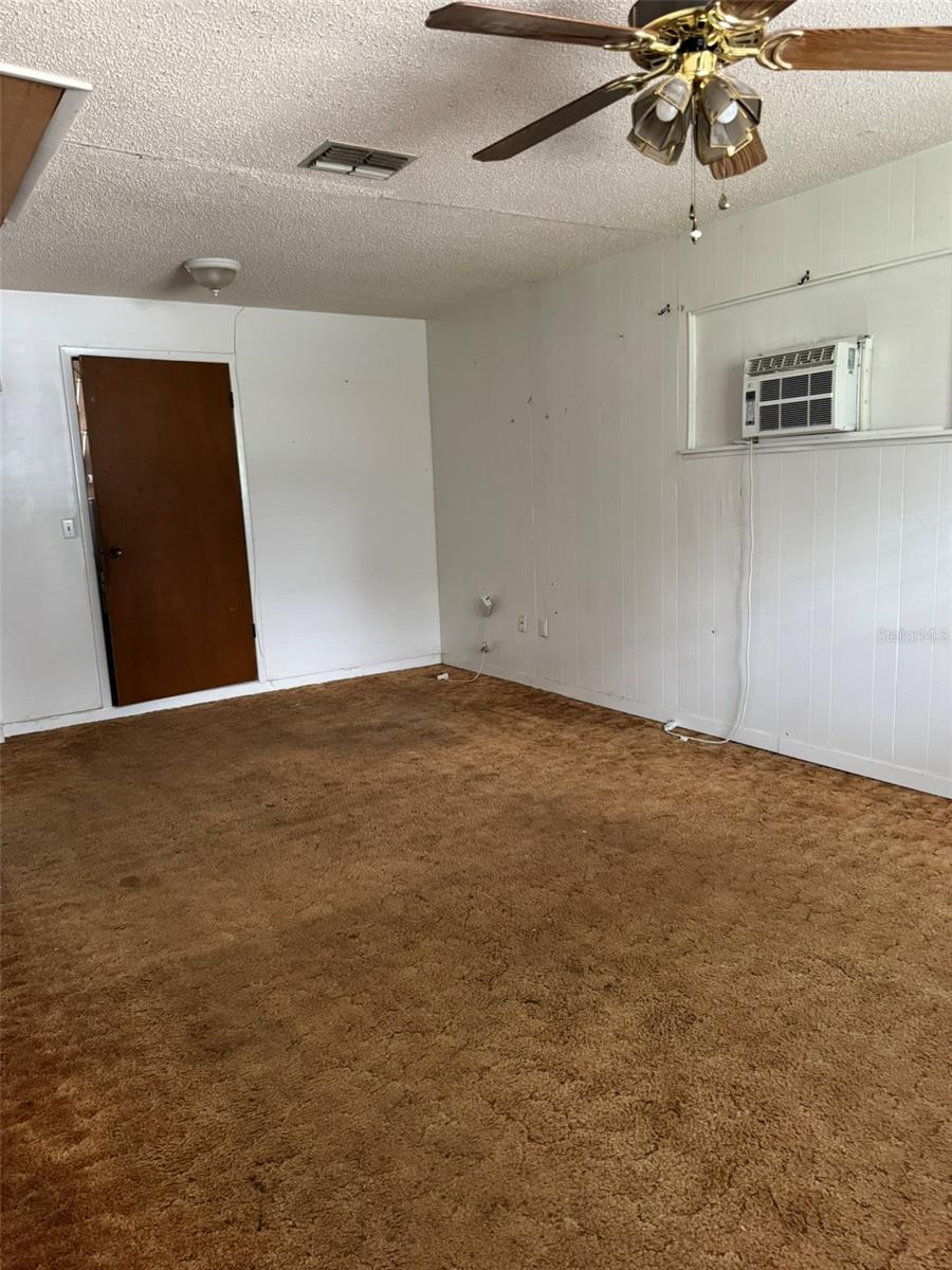 38745 CAMBRIDGE DR — photo 23