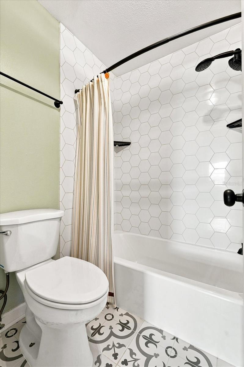 2400 FEATHER SOUND DR #133 — photo 11