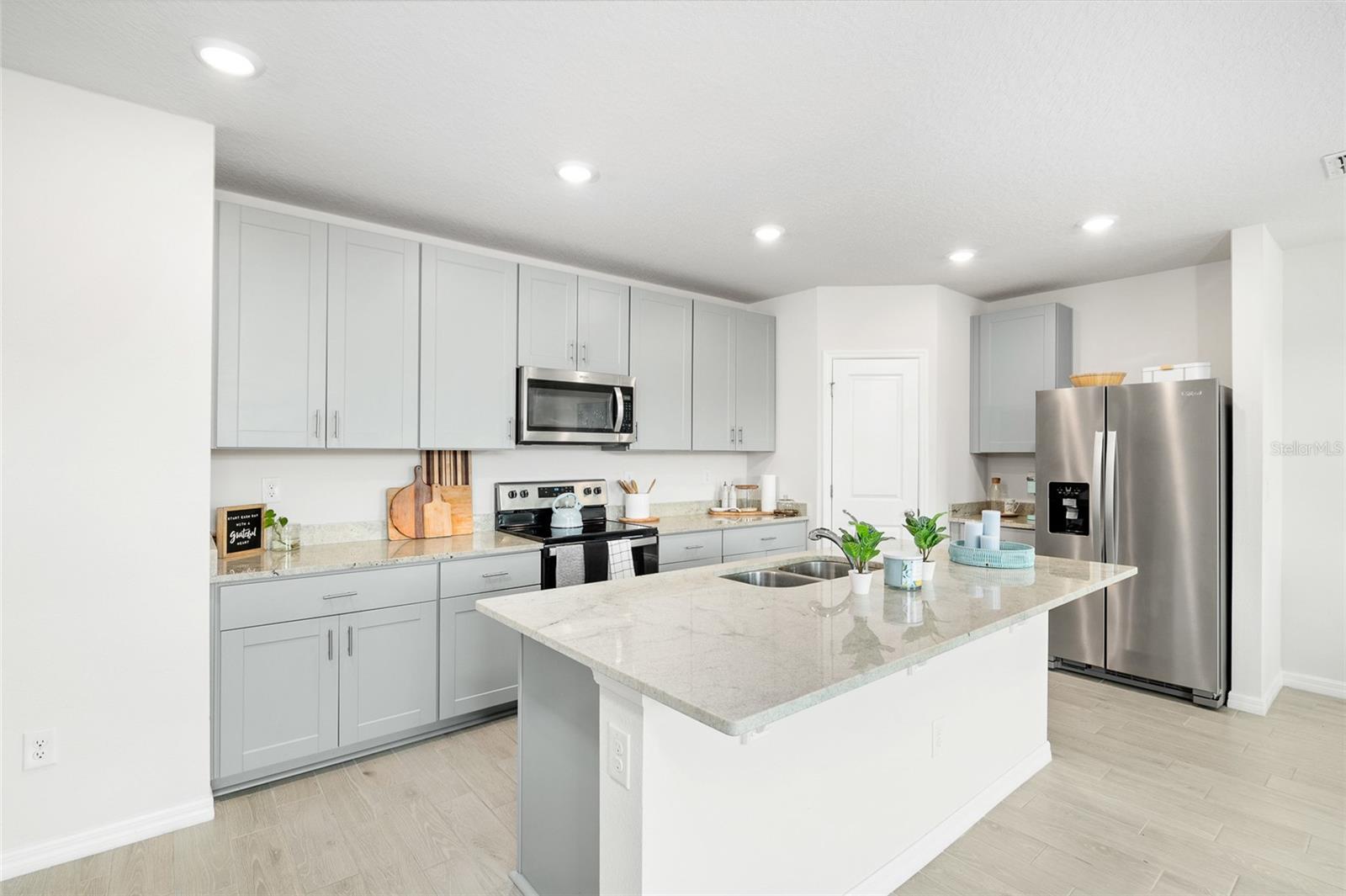 38602 FINN CLOVER LN — photo 10