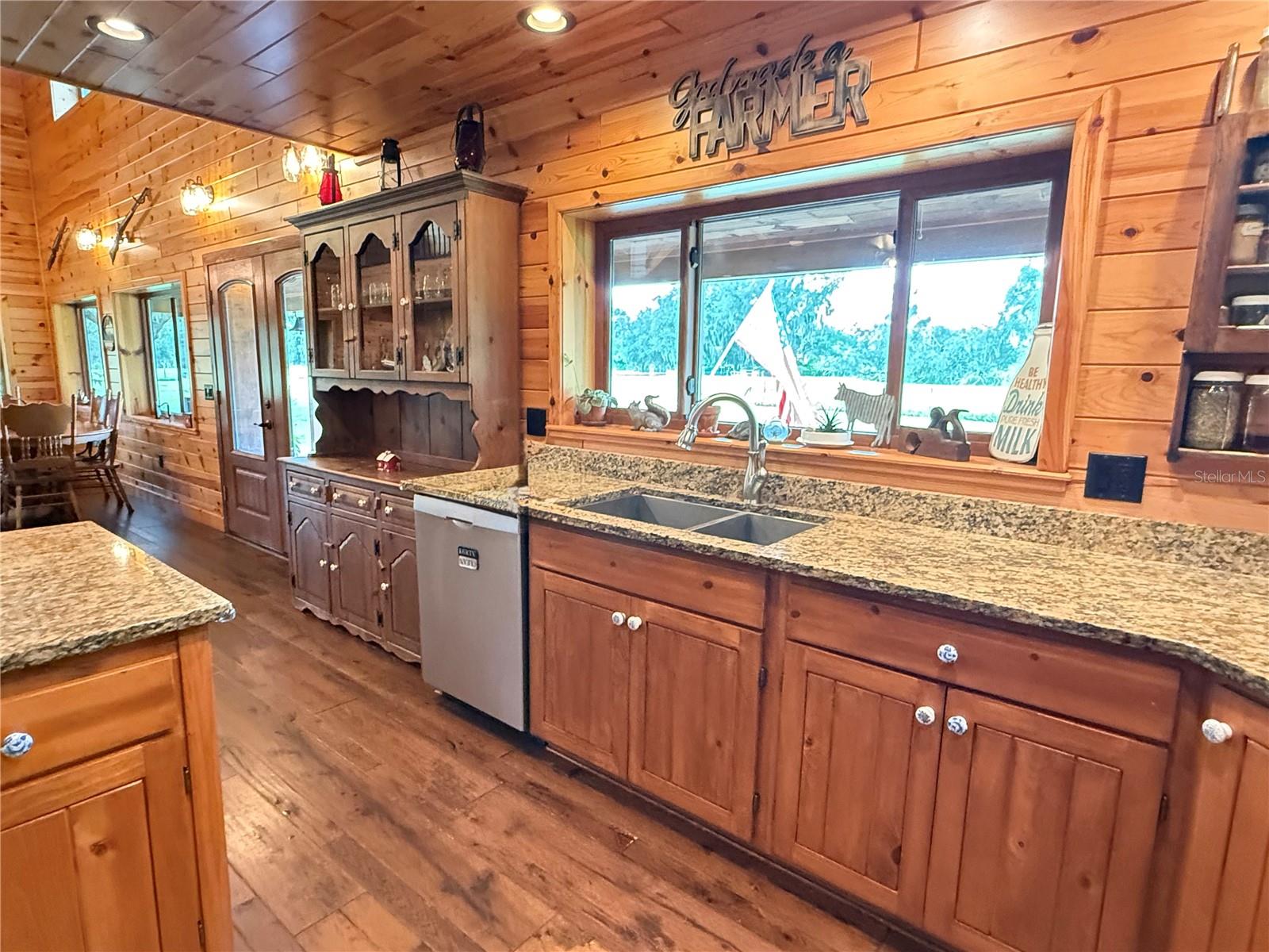 28046 BAYHEAD RD — photo 68