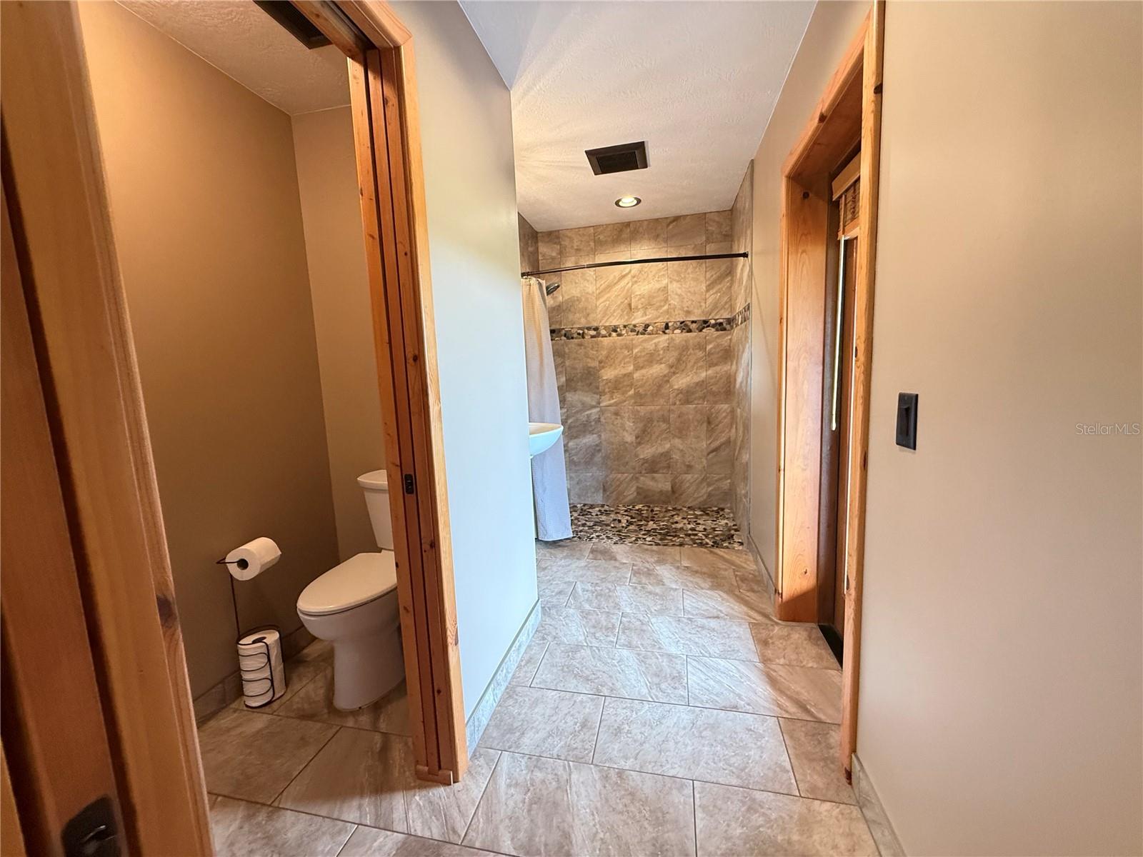 28046 BAYHEAD RD — photo 13